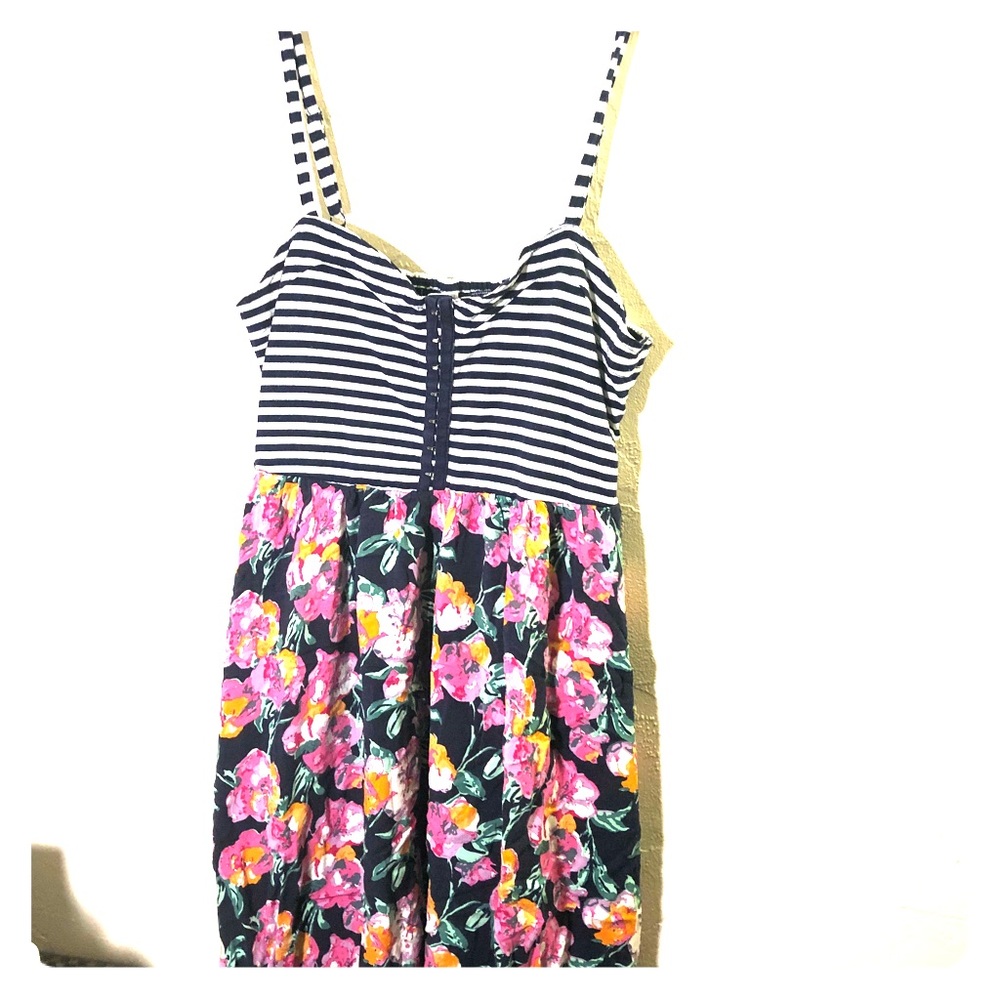 🌸🌺 Striped and Floral Dress🌸🌺